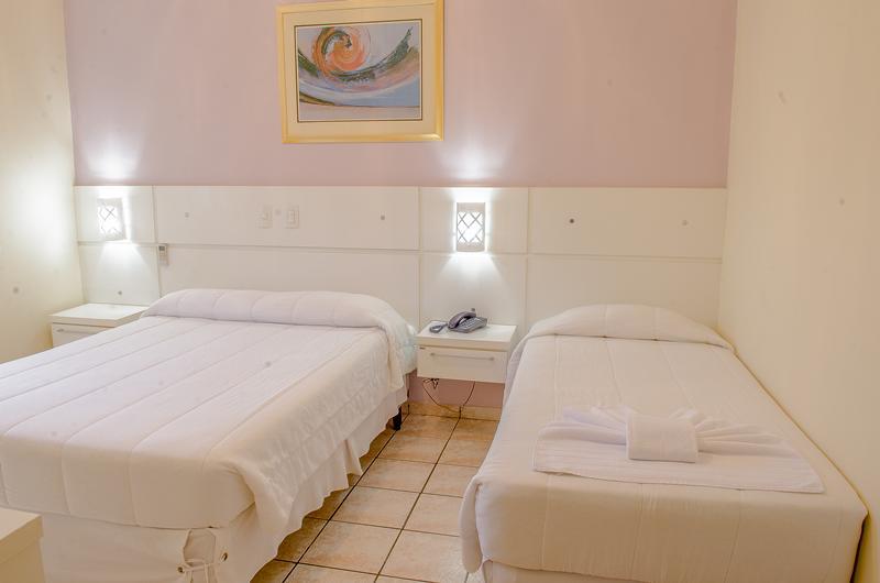 27 Praia Hotel - Frente Mar ベルチオガ エクステリア 写真